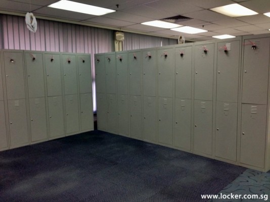 incredibly affordable Metal Locker for Dormitory or for your business