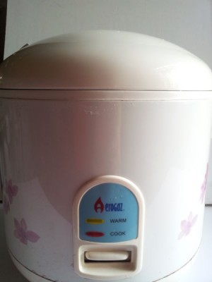Rice Cooker 1.8 Litres Cheap Sale