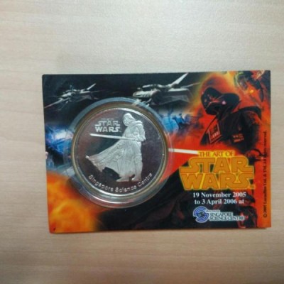 BNIB Singapore Mint Star Wars Darth Vader medallion coin
